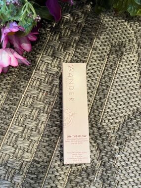 Wander Beauty On-The-Glow Blush & Illuminator Strawberry Fields